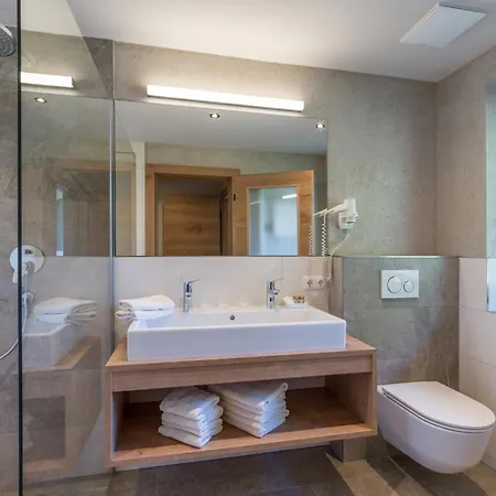 Rosenhof 3* مايرهوفن
