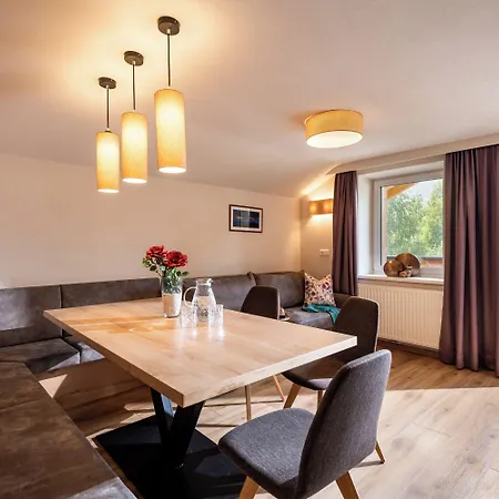 Rosenhof Aparthotel 4*