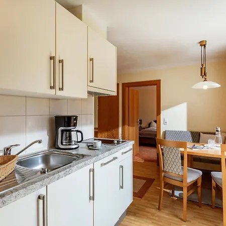 Rosenhof Lägenhetshotell 4*